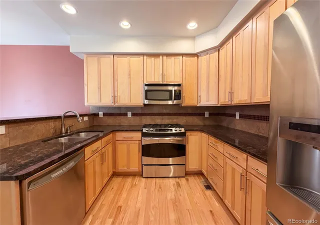 Photo 2 of Condo for sale at 4117 Clifton Ct, Boulder, CO 80301 | MLS# 6076145 | Listing updated on 2026-09-17