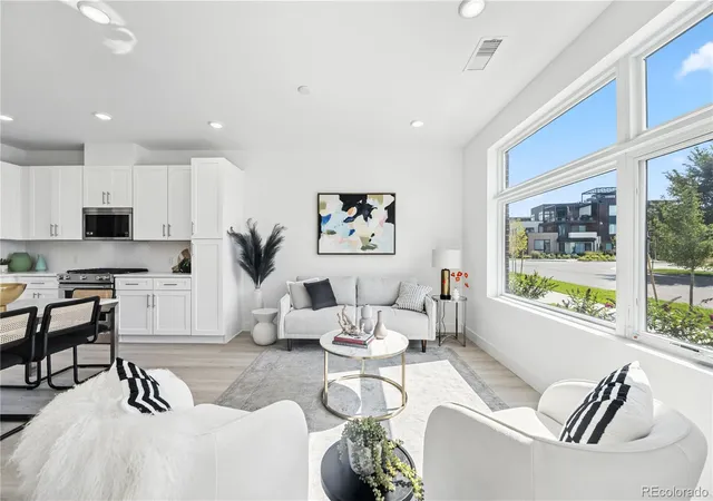3rd image of 4545 W 118Th Pl, Westminster, CO 80031 | MLS# 1812665