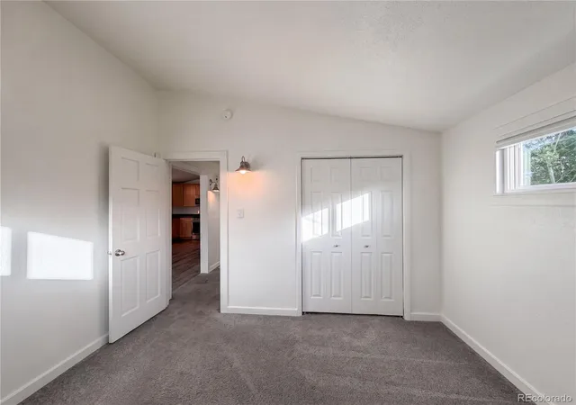 Photo 3 of Single family home for sale at 433 Sunnyside Ln, Longmont, CO 80504 | MLS# 5629669 | Listing updated on 2026-09-17