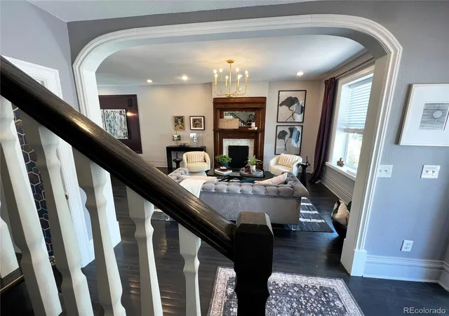 Photo 3 of Single family home for sale at 10 S Lincoln St, Denver, CO 80209 | MLS# 8153277 | Listing updated on 2026-09-19