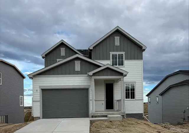 Photo 1 of Single family home for sale at 4322 Kingsbarns Dr, Elizabeth, CO 80107 | MLS# 3991554 | Listing updated on 2026-10-10