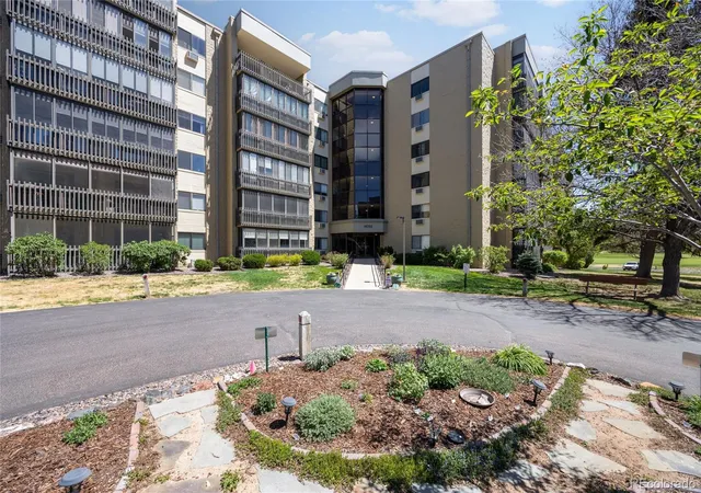 3rd image of 14050 E Linvale Pl #102, Aurora, CO 80014 | MLS# 5913645