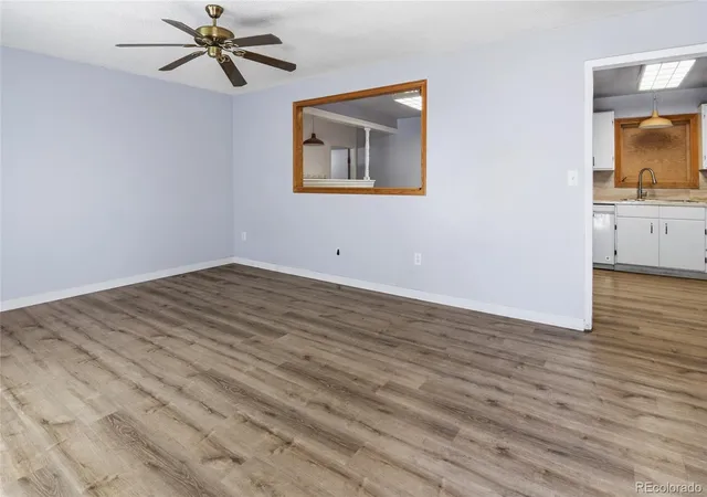 4th image of 3093 S Olathe Wy, Aurora, CO 80013 | MLS# 2251647
