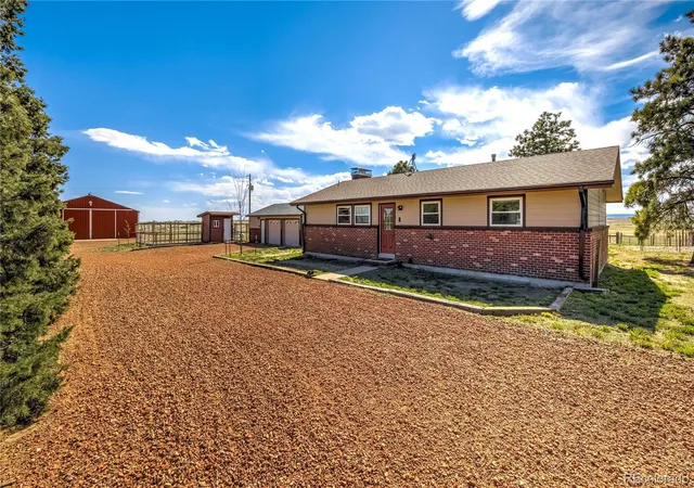 Photo 5 of Single family home for sale at 21295 E US Hwy 24, Peyton, CO 80831 | MLS# 2754515 | Listing updated on 2026-05-19