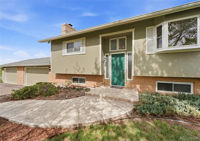 Photo 3 of Single family home for sale at 6966 S Gibraltar St, Centennial, CO 80016 | MLS# 2096372 | Listing updated on 2026-10-01