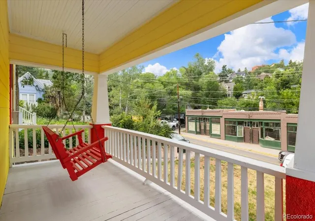 Photo 3 of Single family home for sale at 129 Ruxton Ave, Manitou Springs, CO 80829 | MLS# 7965276 | Listing updated on 2026-10-05
