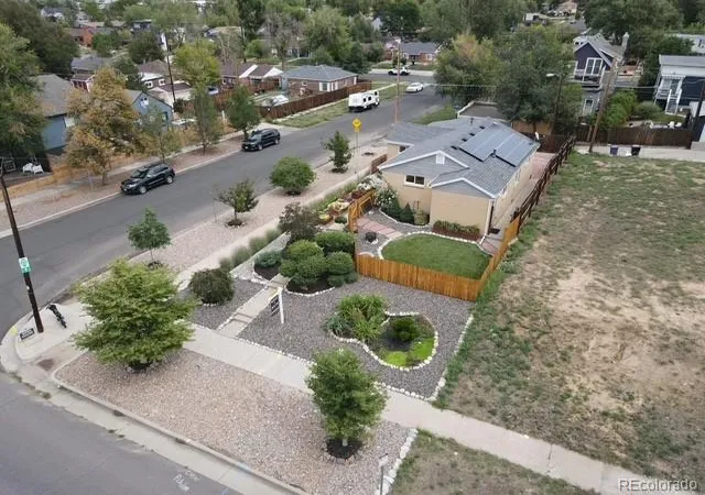 Photo 4 of Single family home for sale at 3560 N Steele St, Denver, CO 80205 | MLS# 7840140 | Listing updated on 2026-09-13