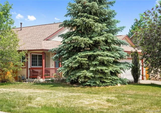 Photo 2 of Single family home for sale at 79 Red Oak Ct, Erie, CO 80516 | MLS# 3428814 | Listing updated on 2026-09-18