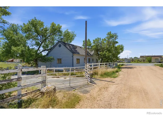 2nd image of 749 42nd St Sw, Loveland, CO 80537 | MLS# IR1059380