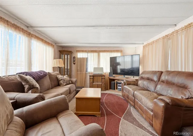 4th image of 8201 S Santa Fe Dr Dr, Littleton, CO 80120 | MLS# 7679430
