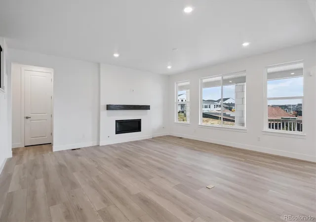 Photo 2 of Single family home for sale at 8608 Yellowcress St, Littleton, CO 80125 | MLS# 3214776 | Listing updated on 2026-05-18