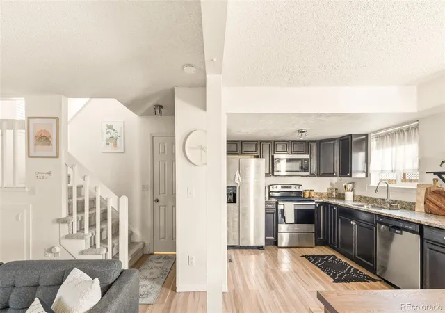 5th image of 16930 E Stanford Ave, Aurora, CO 80015 | MLS# 1976570