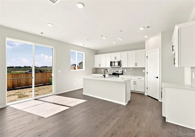 Photo 3 of Single family home for sale at 255 Barn Owl Ave, Fort Lupton, CO 80621 | MLS# 6266992 | Listing updated on 2026-09-23