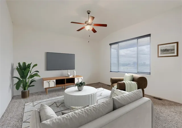 5th image of 3308 Auklet Dr, Berthoud, CO 80513 | MLS# 2257814