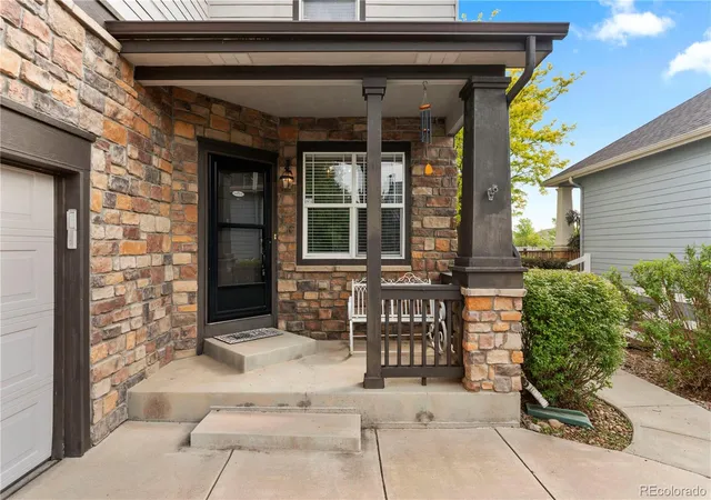 Photo 3 of Sale Pending at 1340 S Duquesne Cir, Aurora, CO 80018 | MLS# 5622179 | Listing updated on 2026-07-03