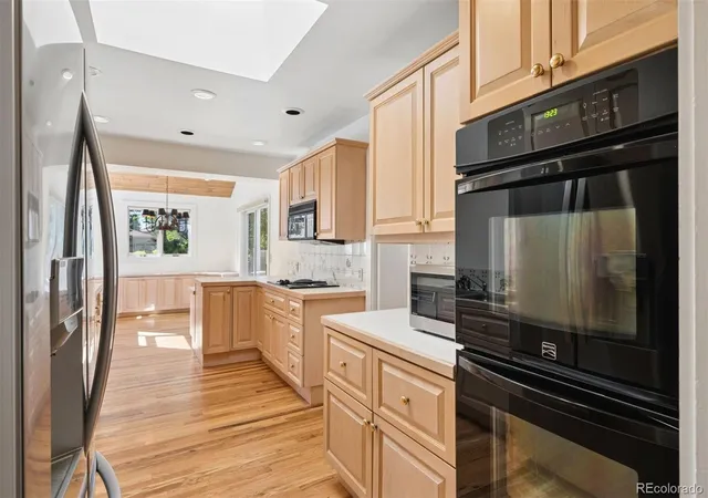 Photo 4 of Single family home for sale at 26 Oak Ave, Colorado Springs, CO 80906 | MLS# 8765069 | Listing updated on 2026-08-16