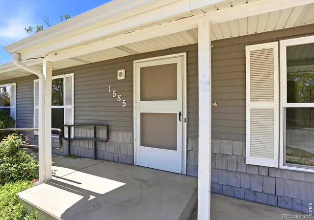 Homes for sale in Lafayette, CO | 1585 Sagrimore Cir, Lafayette, CO 80026 | MLS# IR1059429