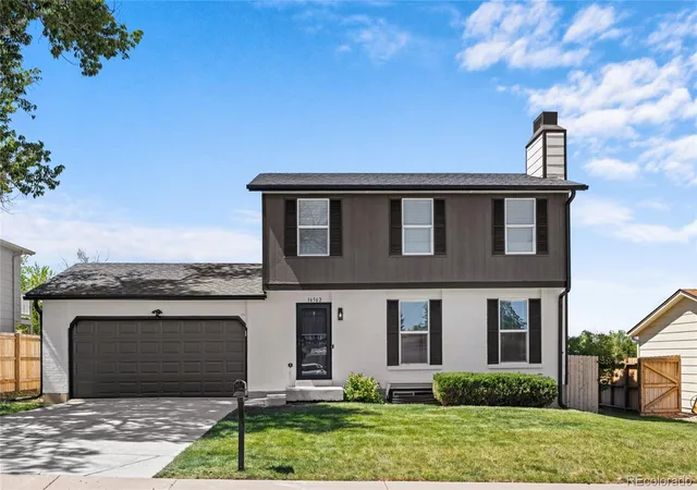 Homes for sale in Aurora, CO | 16562 E Louisiana Dr, Aurora, CO 80017 | MLS# 8085042