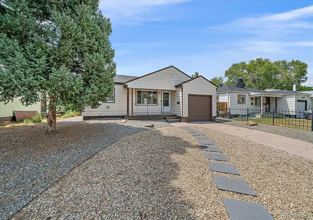 1st image of 2357 Nome St, Aurora, CO 80010 | MLS# 4069934