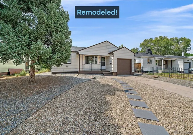 Single family home for sale at 2357 Nome St, Aurora, CO 80010 | MLS# 4069934
