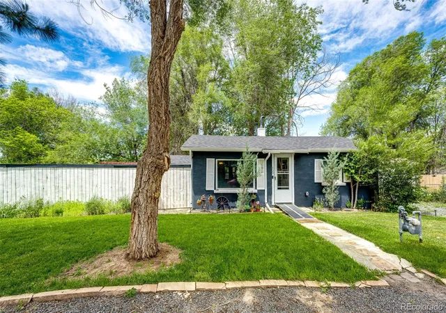 Homes for sale in Kiowa, CO | 409 Pawnee St, Kiowa, CO 80117 | MLS# 2715831