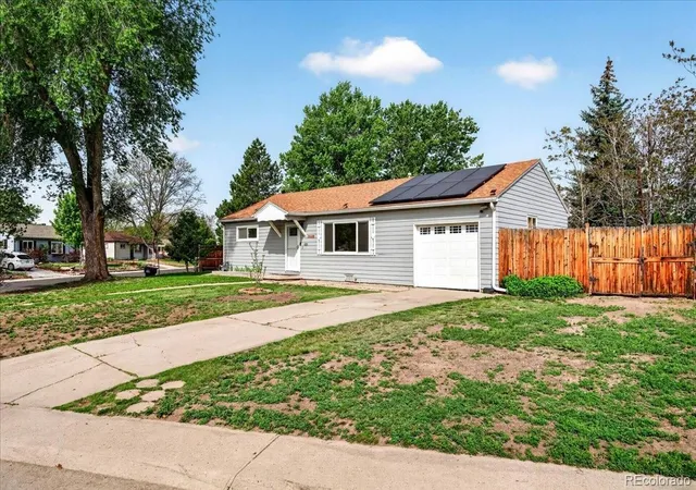 2nd image of 1325 S Winona Ct, Denver, CO 80219 | MLS# 8619071