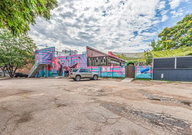 2nd image of 1601 Park Ave, Denver, CO 80218