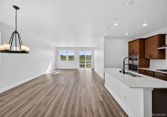 3rd image of 3310 N Denali St, Aurora, CO 80019 | MLS# 5978200