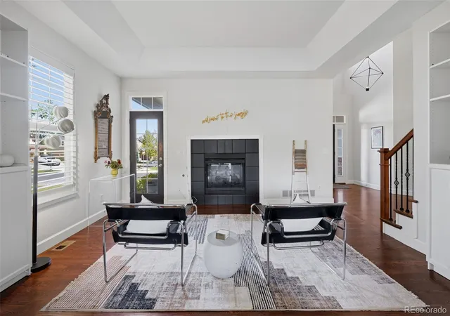 Photo 4 of Single family home for sale at 27506 E Elmhurst Pl, Aurora, CO 80016 | MLS# 9656052 | Listing updated on 2026-09-25