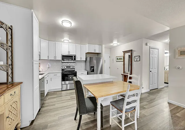 Listing Photo 5 - Condo for sale in building located at 645 S Alton Wy, Denver, CO 80247 - Unit #4C