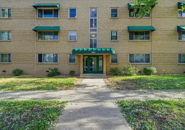 Homes for sale in Denver, CO | 2100 N Franklin St #21, Denver, CO 80205 | MLS# 6302371