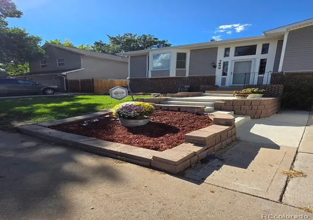 Photo 1 of Single family home for sale at 7649 W Frost Dr, Littleton, CO 80128 | MLS# 9811235 | Listing updated on 2026-10-03