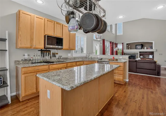 Photo 3 of Single family home for sale at 6860 Blue Mesa Way, Littleton, CO 80125 | MLS# 3163002 | Listing updated on 2026-09-25