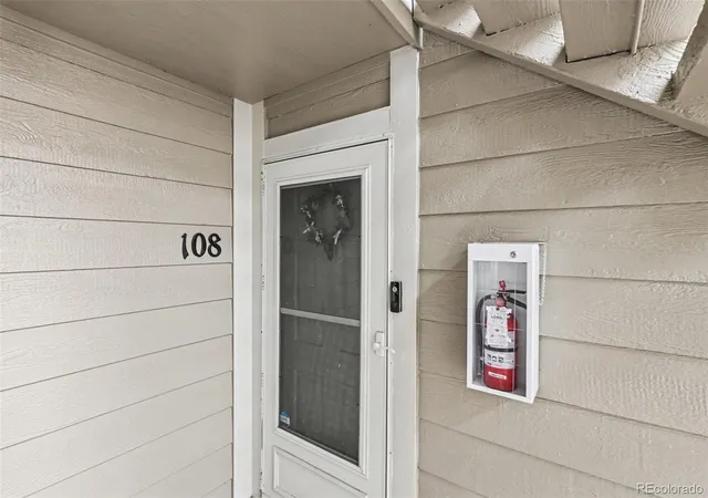 4th image of 8225 Fairmount Dr, Denver, CO 80247