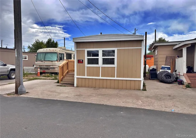 Photo 3 of Manufactured home for sale at 3600 N Cascade Ave, Colorado Springs, CO 80907 | MLS# 8965317 | Listing updated on 2026-10-10