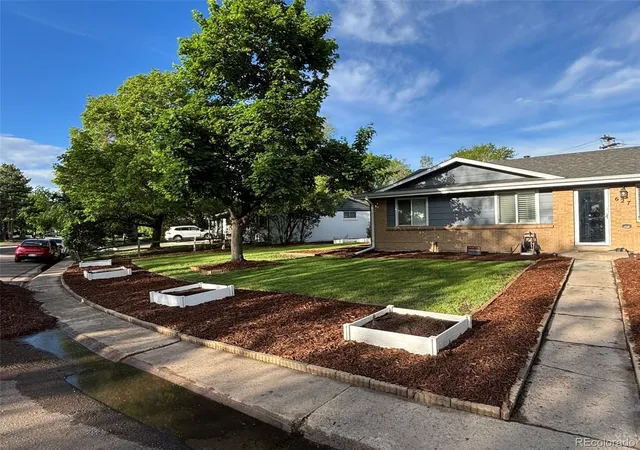 1st image of 627 S Jasmine Wy, Denver, CO 80224 | MLS# 9761194