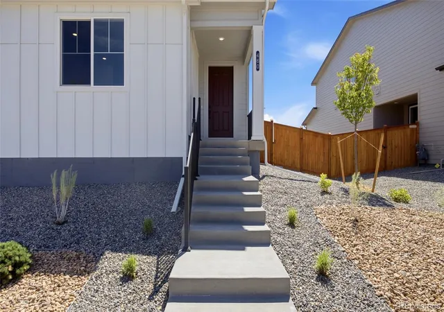 3rd image of 460 N Bently St, Watkins, CO 80137 | MLS# 5842179