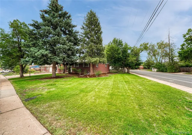 Homes for sale in Aurora, CO | 408 Scranton St, Aurora, CO 80011 | MLS# 8053442
