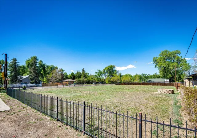 1st image of 8021 W 52nd Ave, Arvada, CO 80002 | MLS# 9006946
