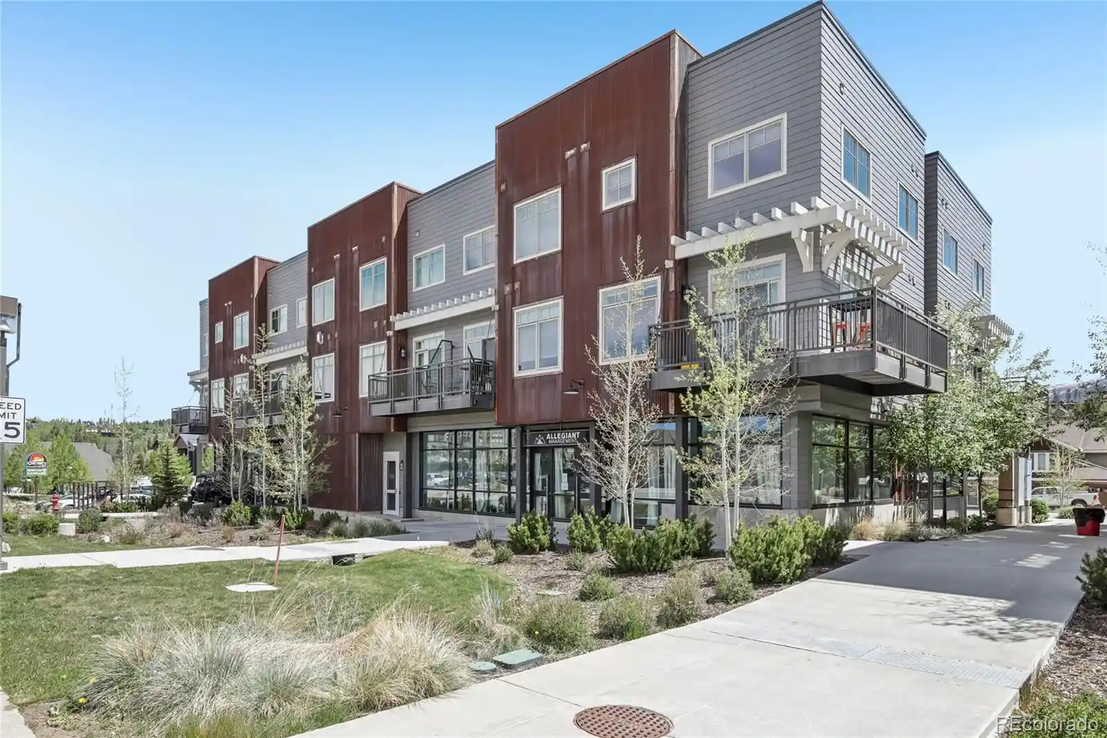 Listing Photo 2 - Condo for sale in 78311 Us Hwy 40 located at 78311 Us Hwy 40, Winter Park, CO 80482 - Unit 78311 US Hwy 40