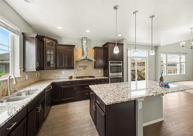 3rd image of 22463 E Union Pl, Aurora, CO 80015 | MLS# 3565360