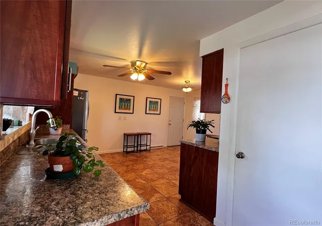 3rd image of 535 Kenton St, Aurora, CO 80010 | MLS# 7751284