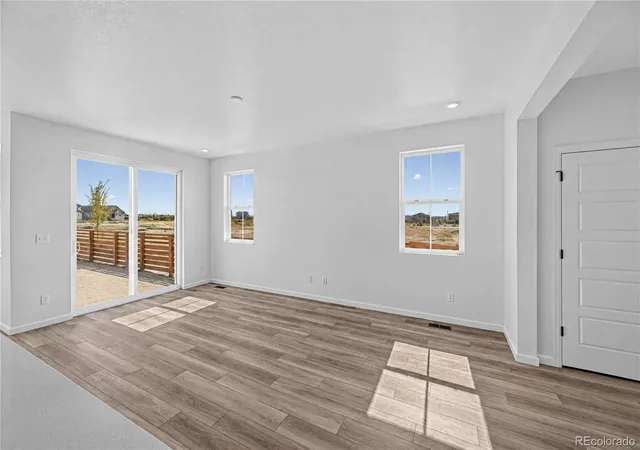 Photo 4 of Single family home for sale at 3258 N Duquesne Way, Aurora, CO 80019 | MLS# 4140665 | Listing updated on 2026-10-30