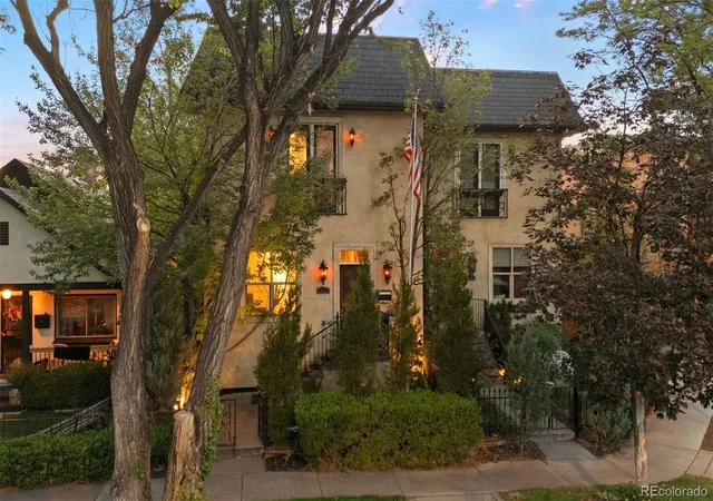 1st image of 2527 Tremont Pl, Denver, CO 80205 | MLS# 9431879