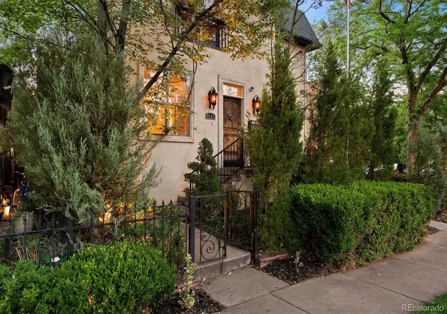 3rd image of 2527 Tremont Pl, Denver, CO 80205 | MLS# 9431879