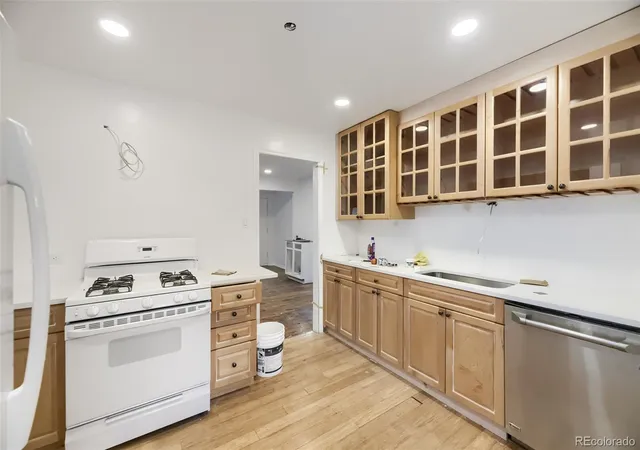 2nd image of 3145 S Ash St, Denver, CO 80222 | MLS# 5640903