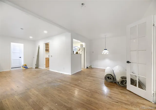 3rd image of 3145 S Ash St, Denver, CO 80222 | MLS# 5640903