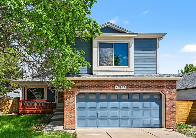 Photo 2 of Single family home for sale at 10455 Ellison Pl, Littleton, CO 80125 | MLS# 2489131 | Listing updated on 2026-09-19