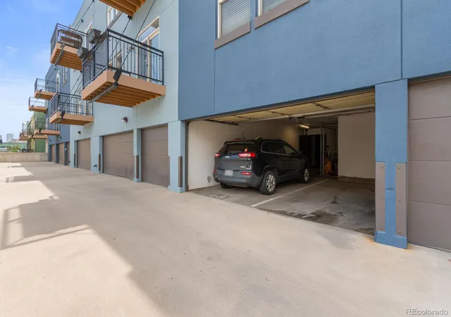 Photo 4 of Condo for sale at 2525 15th Street #2D, Denver, CO 80211 | MLS# 4642030 | Listing updated on 2026-10-01