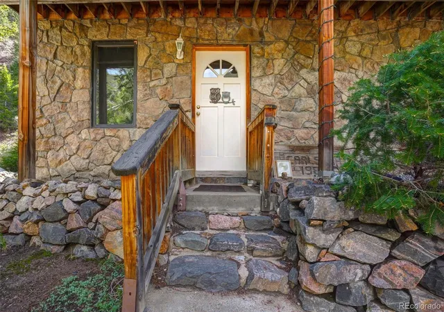 3rd image of 1206 Biddle St, Georgetown, CO 80444 | MLS# 6644039